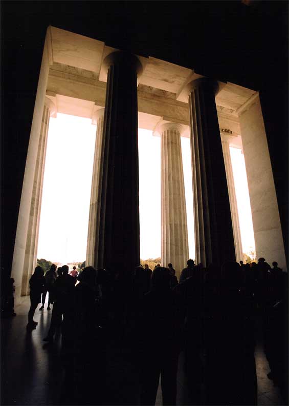 The Lincoln Memorial in colour